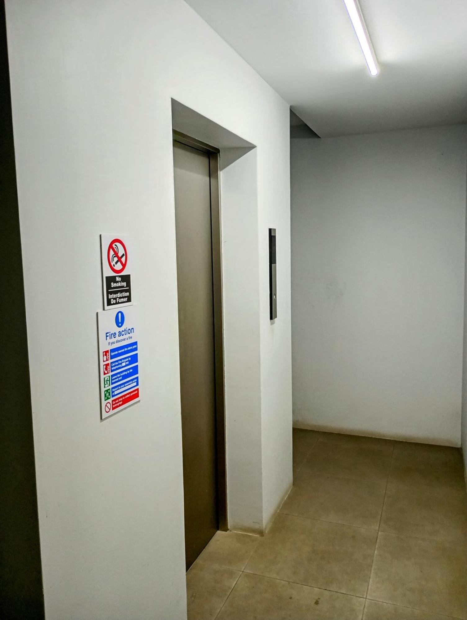 Appt Neuf De 2Ch Ds Residence Avec Piscine, Route Cotiere 格兰贝伊 外观 照片
